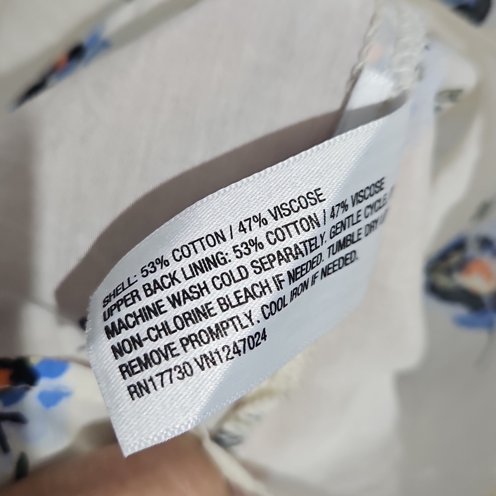 Universal Thread Cream Floral Ruffle Blouse - Picture 6 of 6